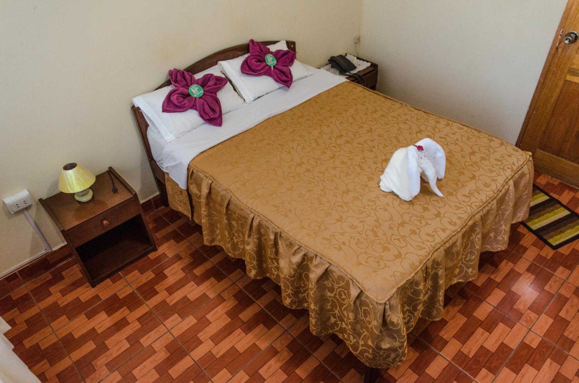La Torre Inn Puerto Maldonado Habitación foto